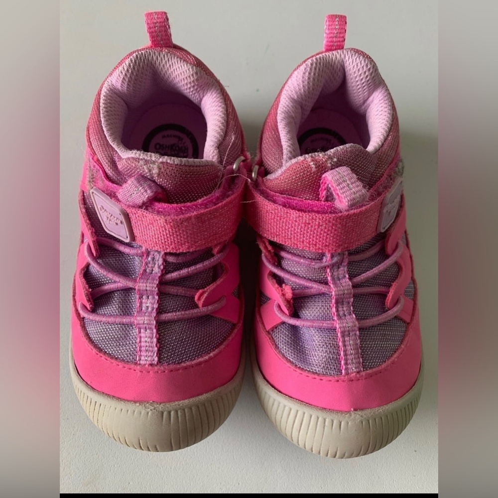 Osh Kosh Shoes for girls size 8